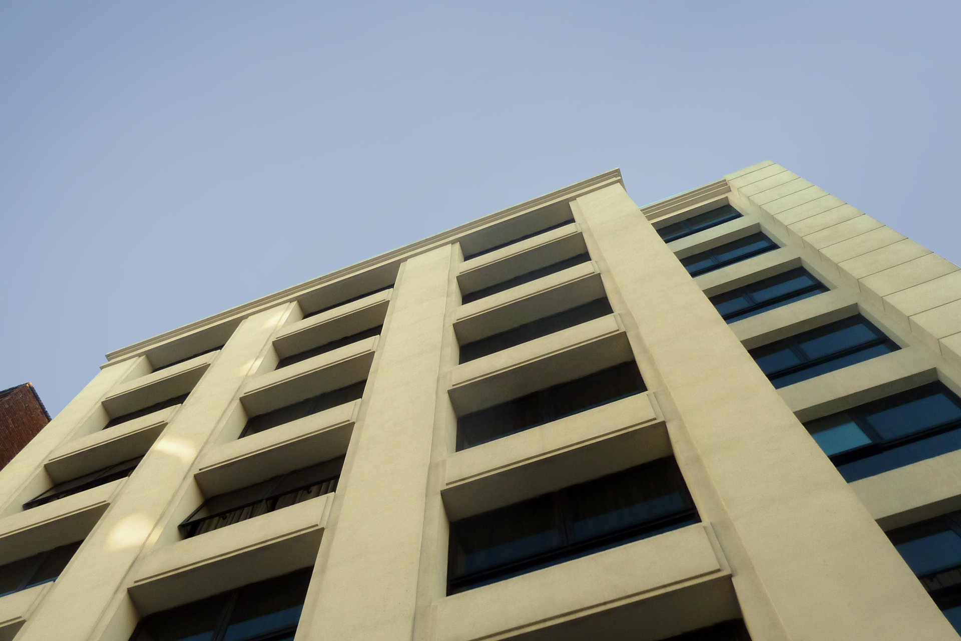 After Hotel, Puerto del Buceo – ALMS+ Arquitectos