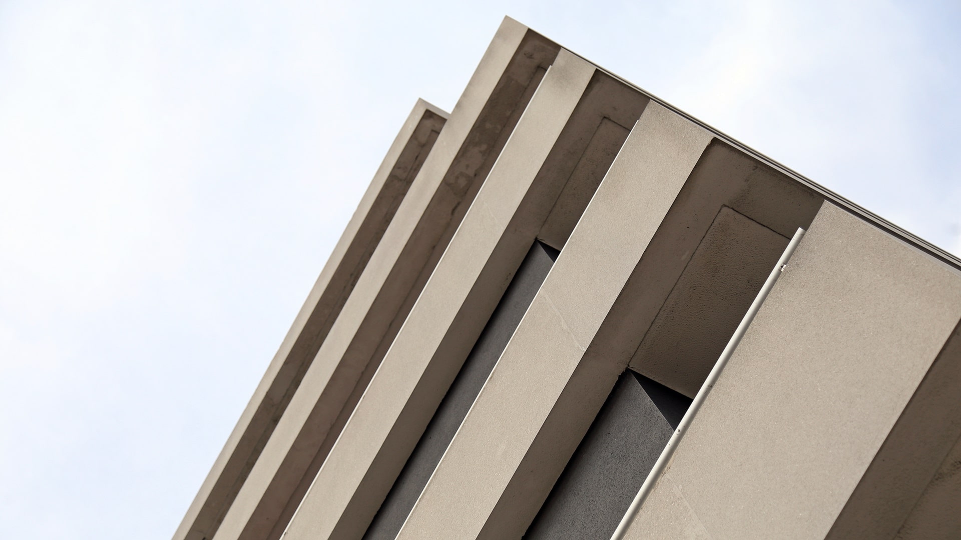 Lift Defensa – ALMS+ Arquitectos