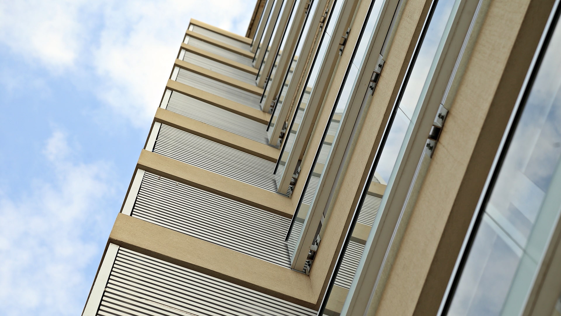 Lift Parque – ALMS+ Arquitectos